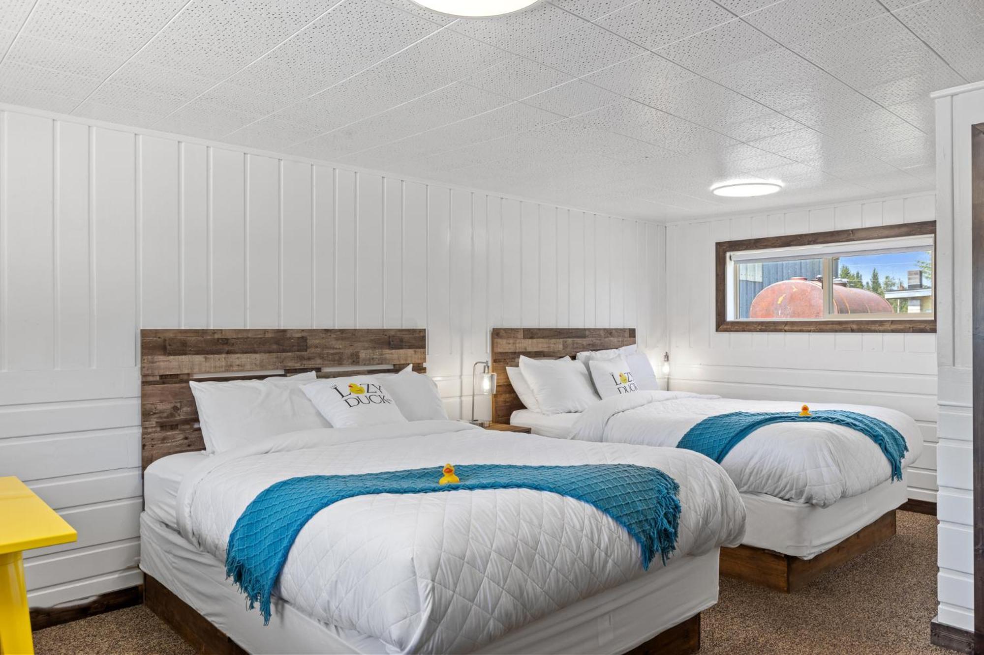 Lazy Duck Inn غرب يلوستون المظهر الخارجي الصورة